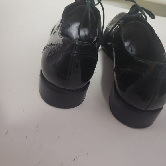 Via Spiga Woman's Black Patent Leather Oxfords sz 6.5 B-preowned - Picture 4 of 5